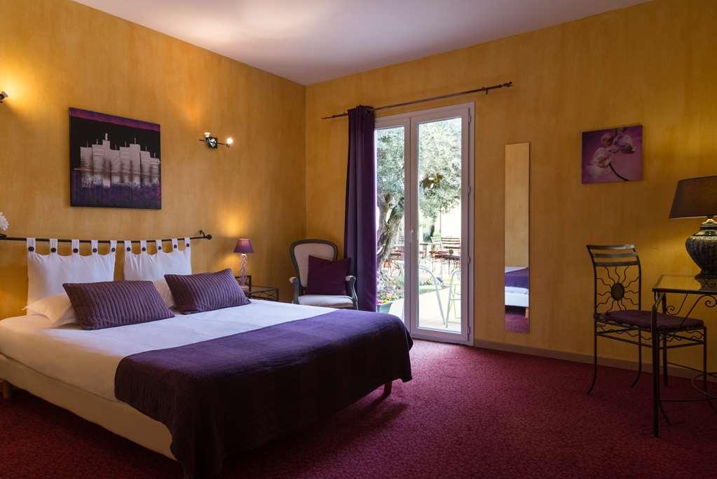 The Originals City, Hotel Le Village Provencal, Aix-En-Provence Nord Pertuis Room photo